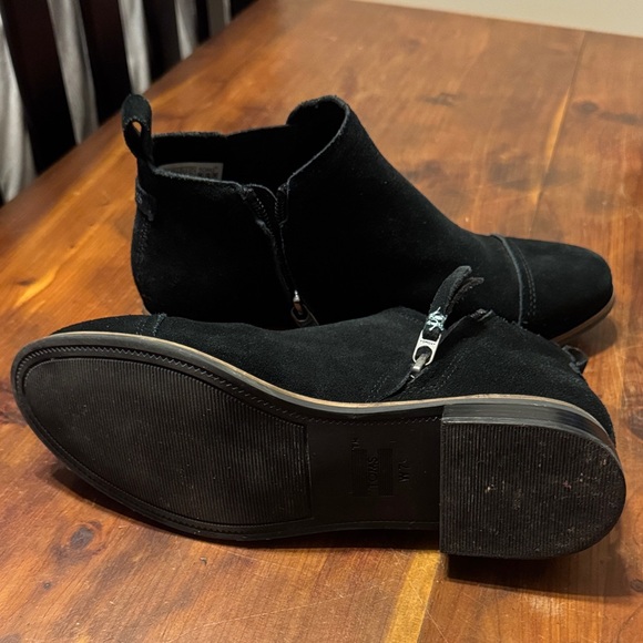 Toms Black Ankle Booties - Picture 4 of 4